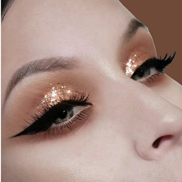 Glitter Makeup: Sparkle Up Your Look with These Pro Tips